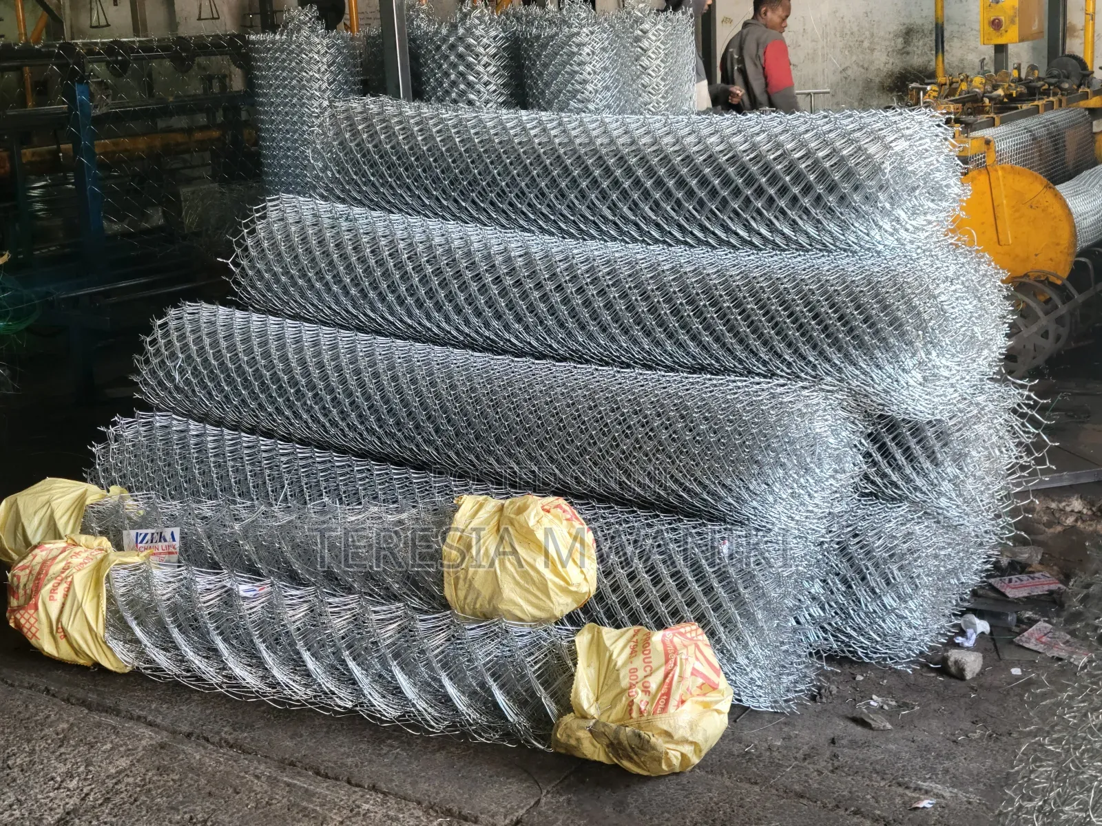Heavy Duty Fencing Galvanized Chainlinks
