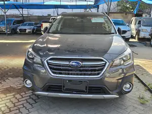 Subaru Outback 2018 Gray