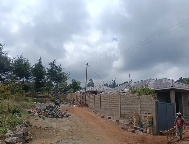 3bdrm Maisonette in 3Br All Ensuite Own, Karai for sale