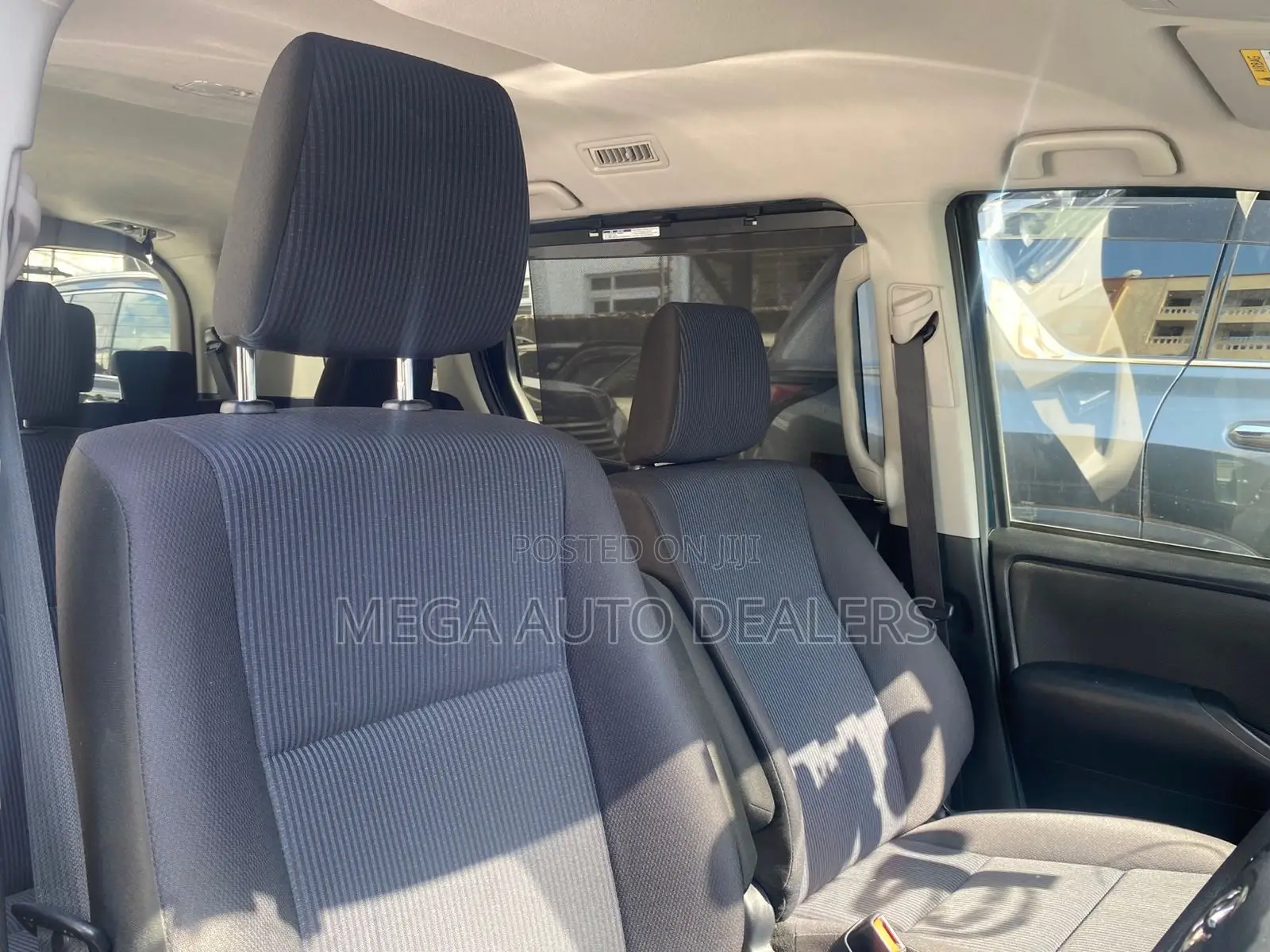Toyota Voxy 2018 Blue