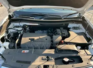 Mitsubishi Outlander 2018 Pearl