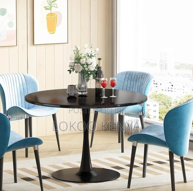 Dining Table : Elegant Black Round Garden Table - thumbnail 3