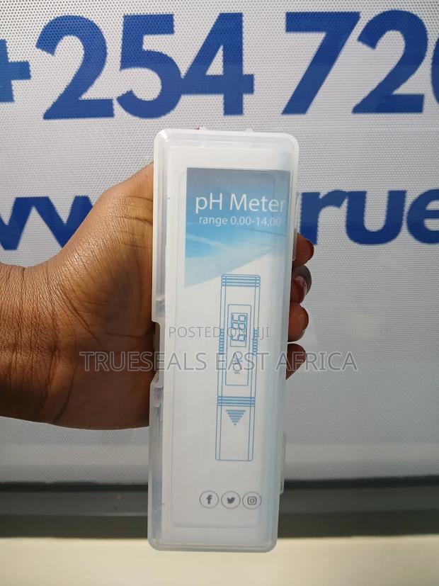 Ph Meter/Water Quality Tester - thumbnail 2
