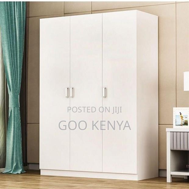 Bedroom Home Closet; 3-Door Lockable Bedroom Closet With Wooden Finish