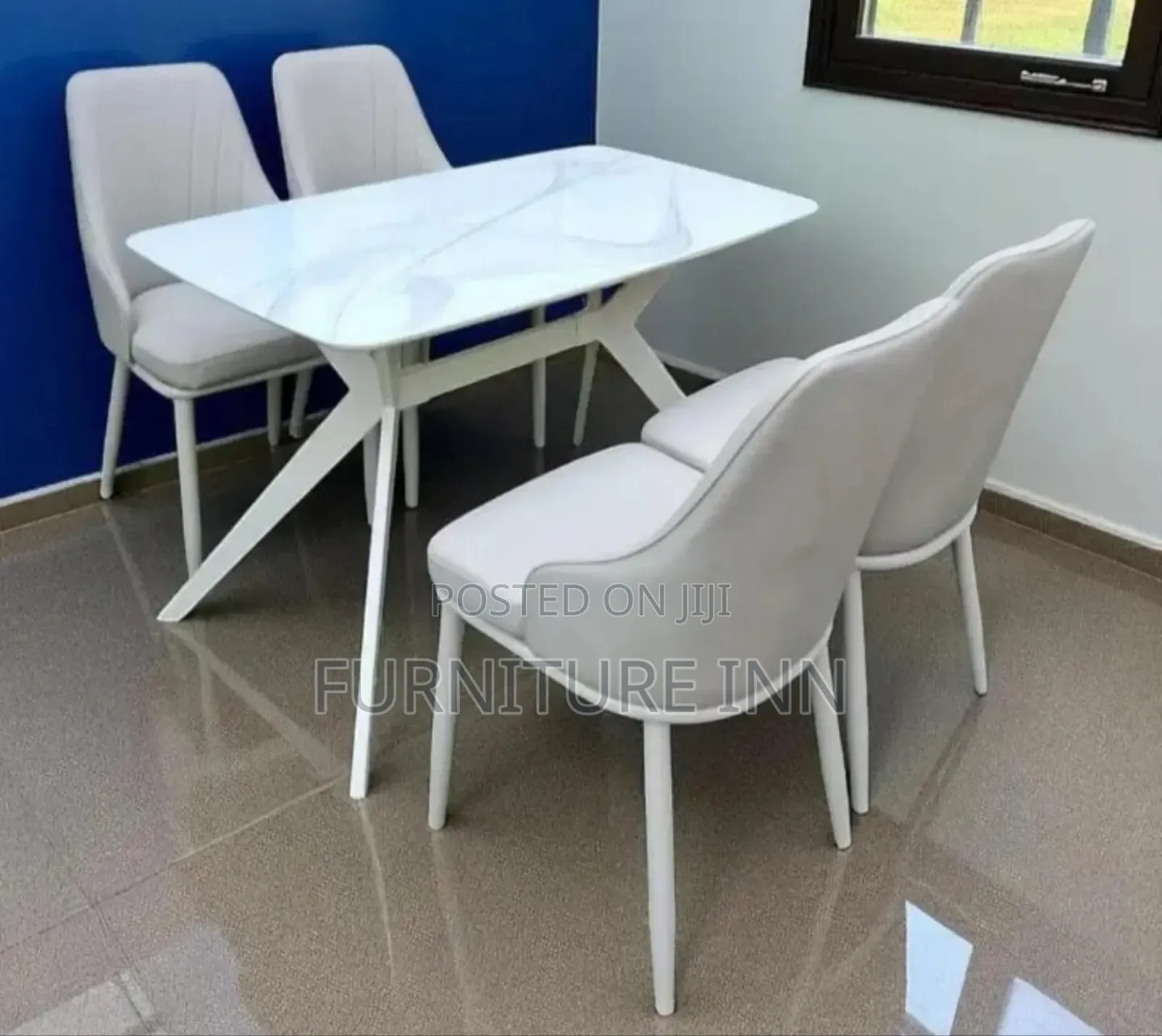 Beautiful Dining Table Set