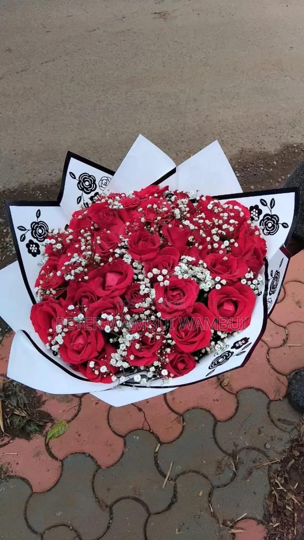 Fresh Blooming Flowers - thumbnail 20