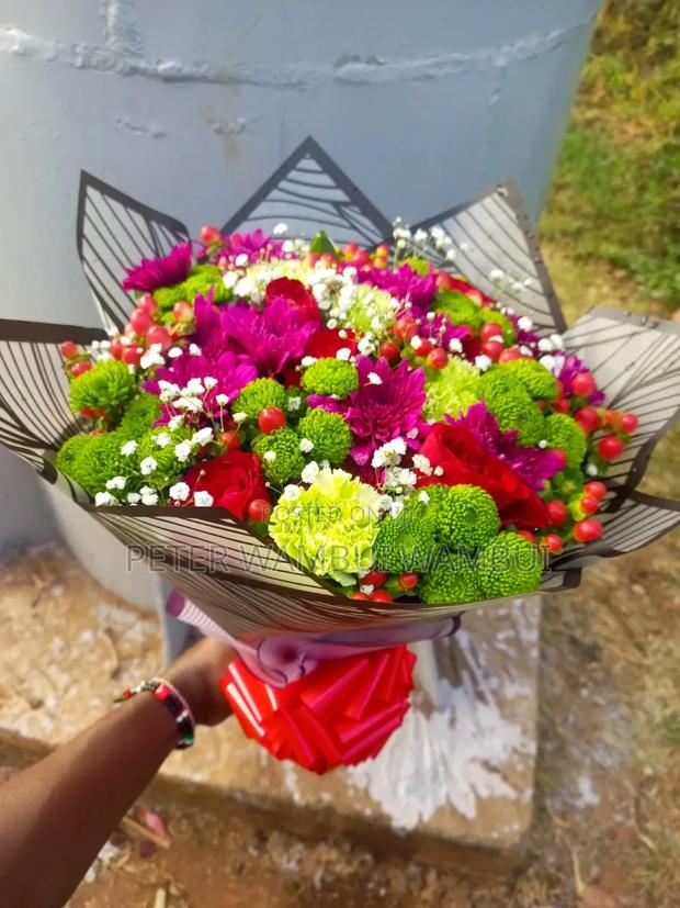 Fresh Blooming Flowers - thumbnail 21