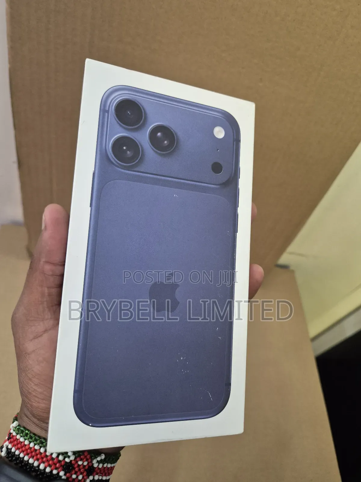 New Apple iPhone 17 Pro Max 256 GB Blue
