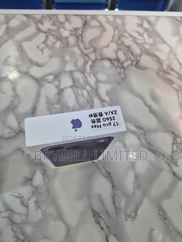 New Apple iPhone 17 Pro Max 256 GB Blue - thumbnail 7