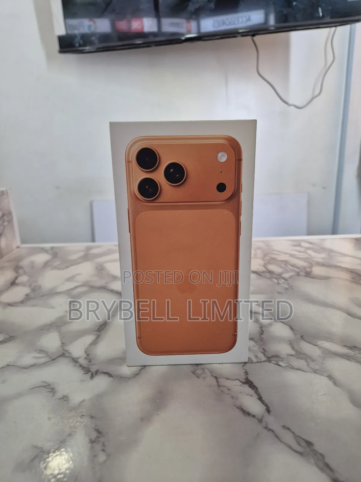 New Apple iPhone 17 Pro Max 256 GB Orange