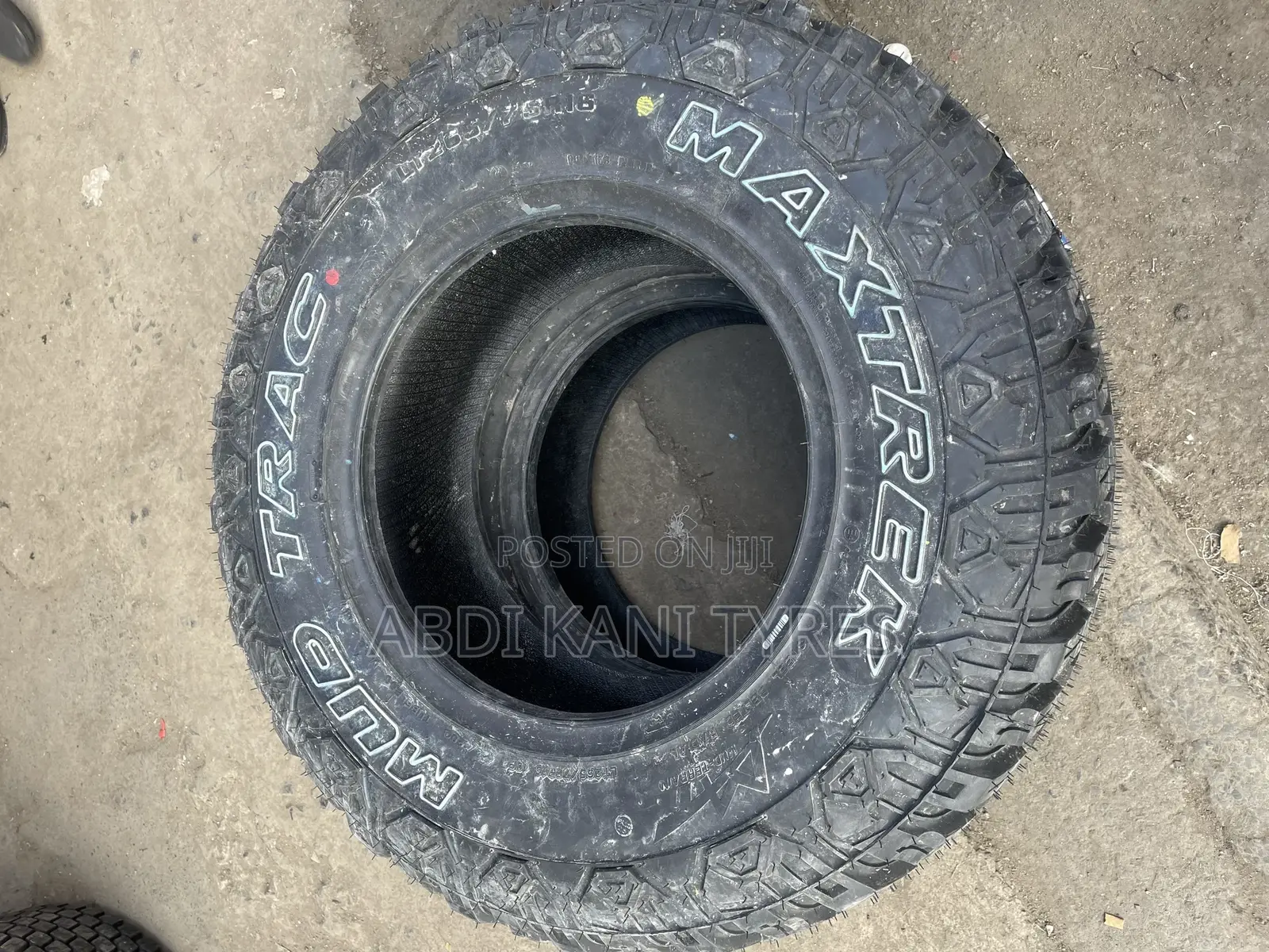 265/75r16 Maxtrek Tyres (Mt)