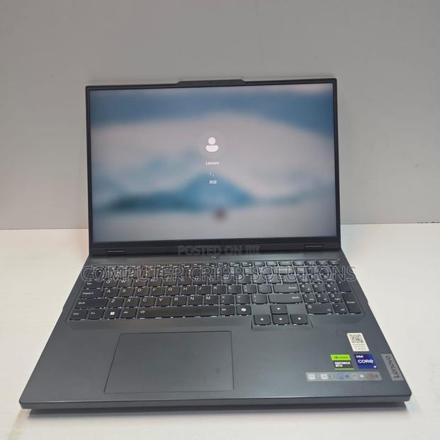 Laptop Lenovo Legion 7 32GB Intel Core I9 SSD 1T - thumbnail 5