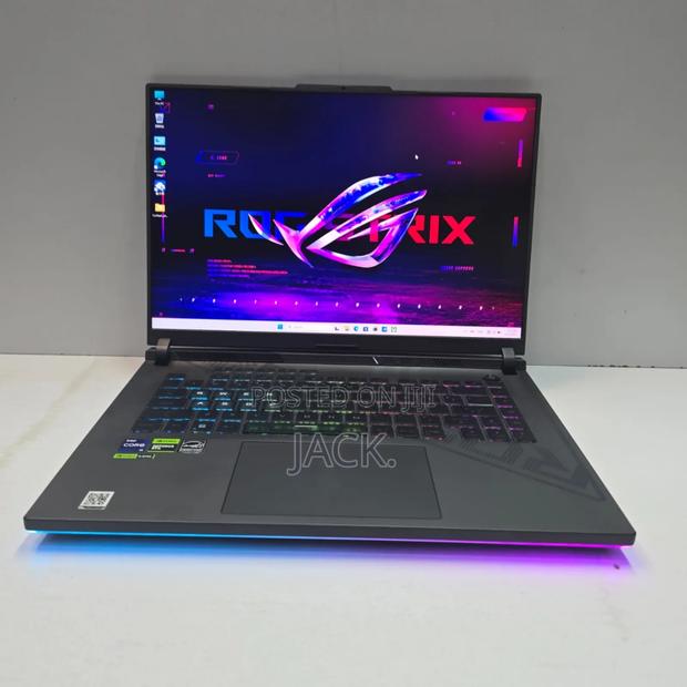 Laptop Asus ROG Strix G15 32GB Intel Core I9 SSD 1T - main view