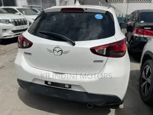 Mazda Demio 2018 White
