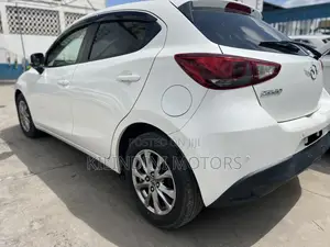 Mazda Demio 2018 White