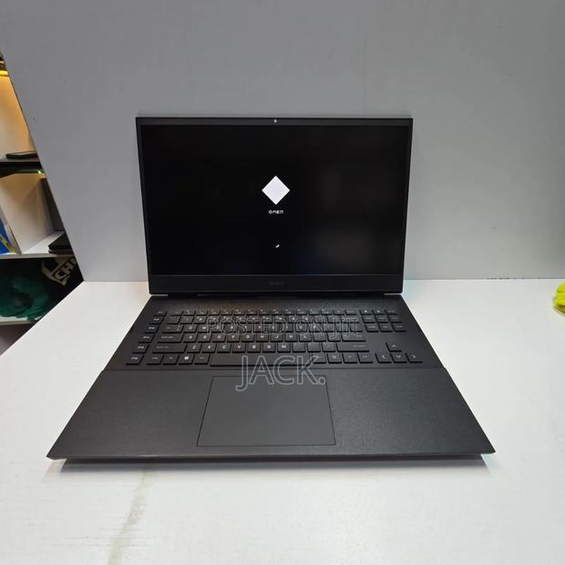 Laptop HP Omen 17 32GB Intel Core I9 SSD 1T - thumbnail 2