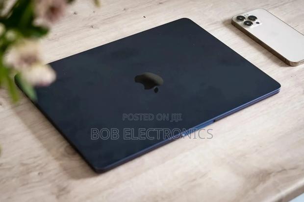 Laptop Apple MacBook Air 2018 8GB Intel Core i5 SSD 256GB - thumbnail 3