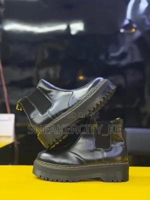 Dr Martens Chelsea Boots