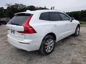 Volvo XC60 T5 Inscription AWD 2018 White