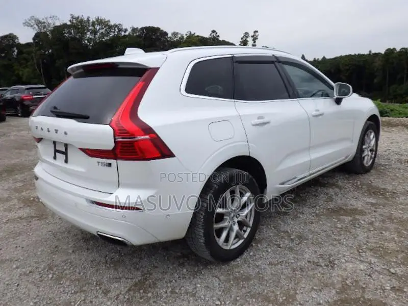 Volvo XC60 T5 Inscription AWD 2018 White