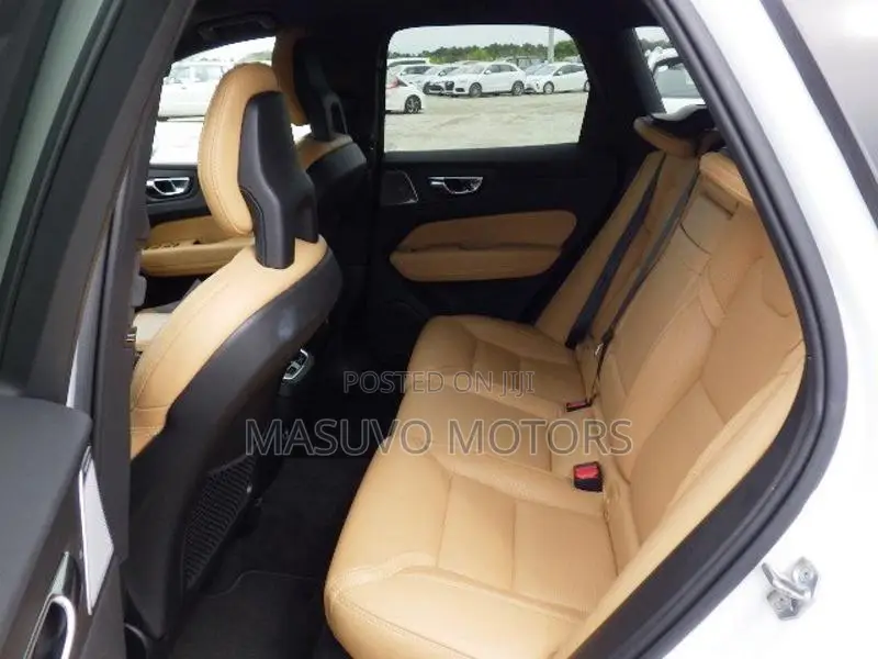 Volvo XC60 T5 Inscription AWD 2018 White