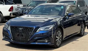 Toyota Crown 2019 Blue