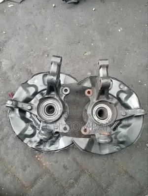 Toyota Nze/Fielder Front Wheel Hubs