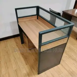 One Way Working Station