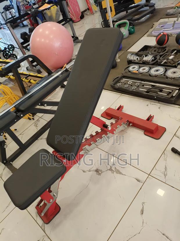 Heavy Duty Adjustable Gym Bench.