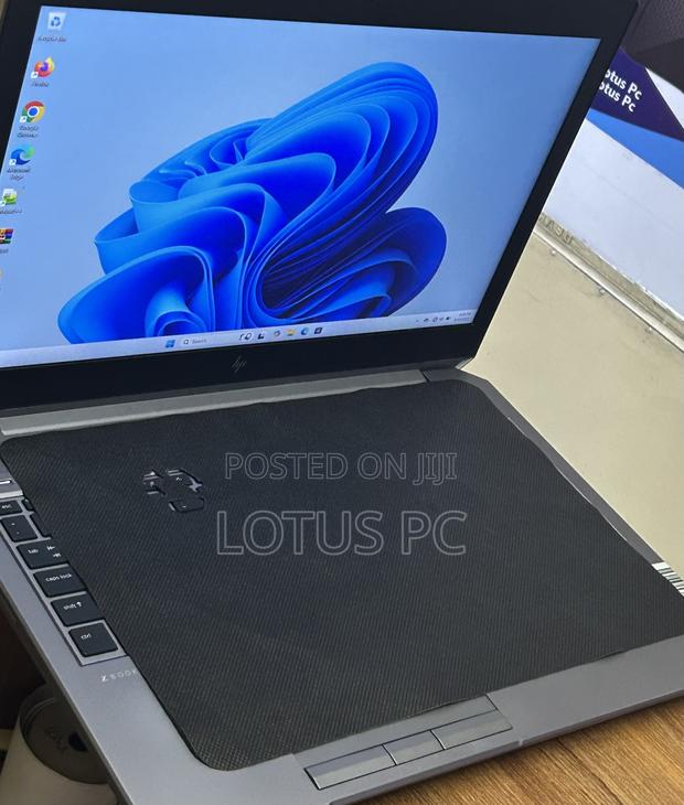 Laptop HP ZBook Studio G5 32GB Intel Core i7 SSD 512GB - thumbnail 4