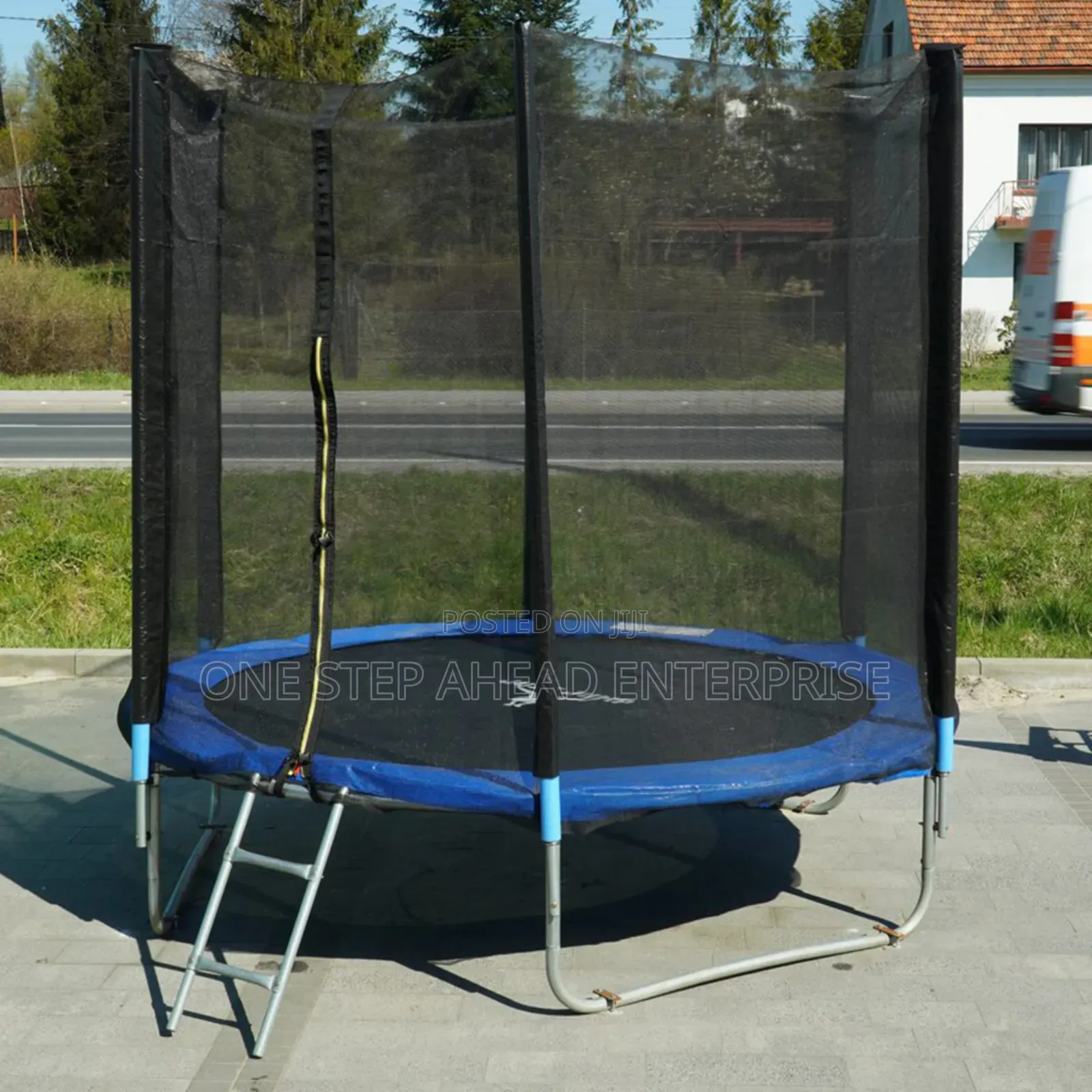 6ft Trampoline Outdoor/Indoor Best for Kids