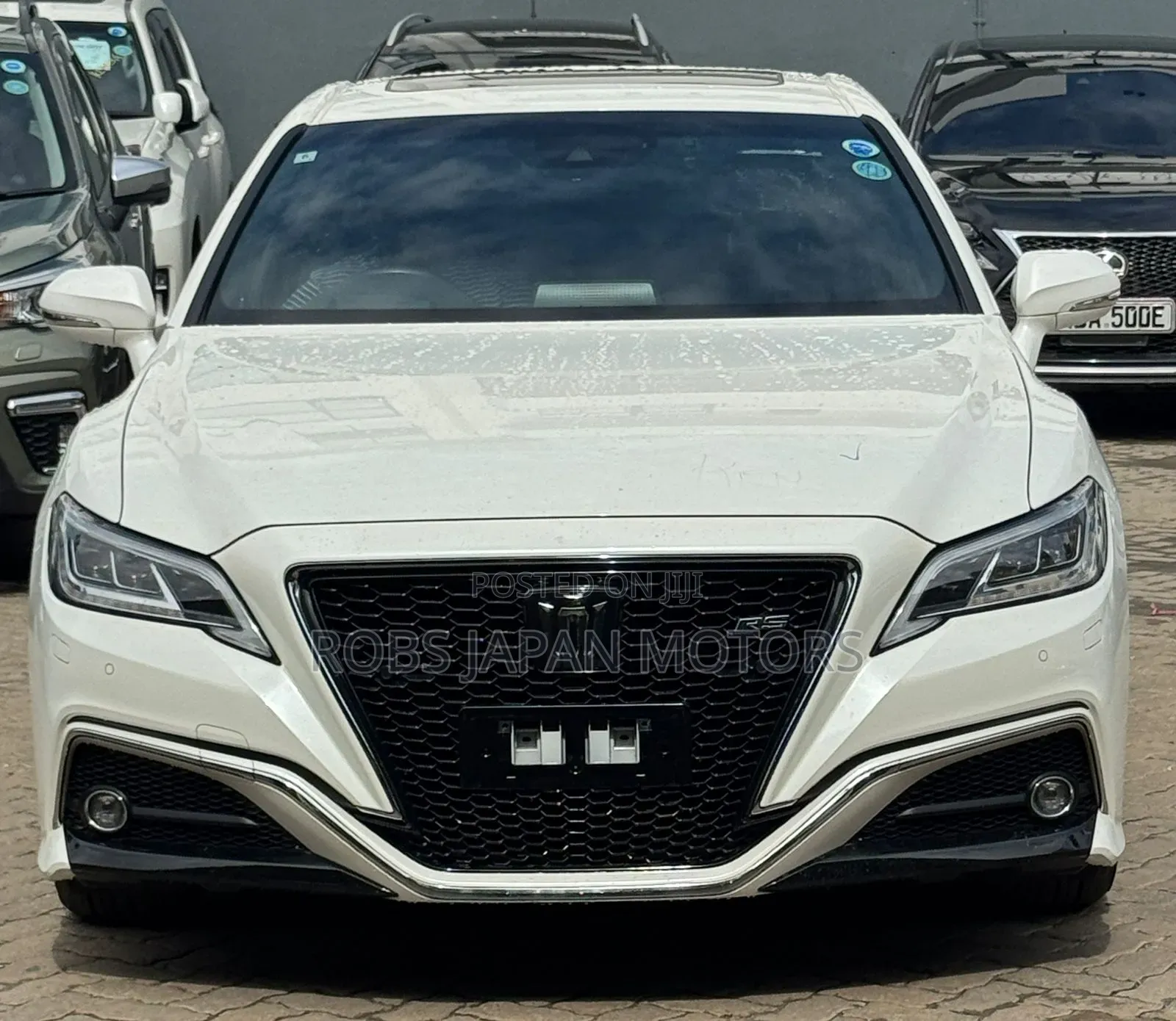 Toyota Crown 2019 White
