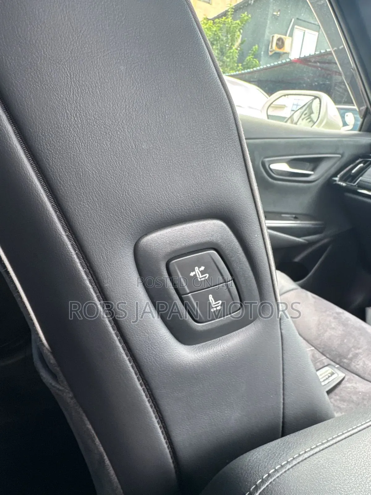 Toyota Crown 2019 White