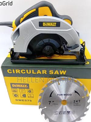 Dewalt 7inch Corded Circular Saw - thumbnail 2