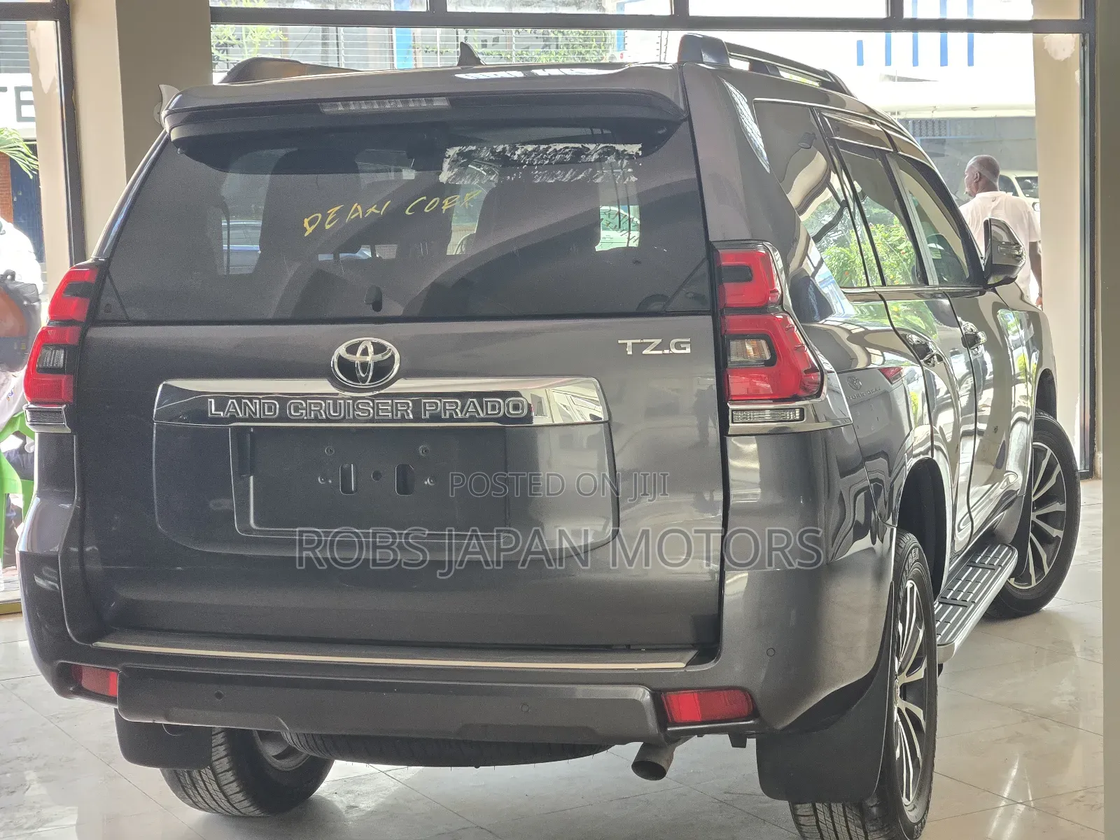 Toyota Land Cruiser Prado 2.8 2019 Gray