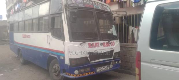 Bus 2006 Blue