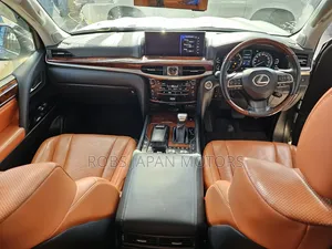 Lexus LX 570 AWD 2018 Gold