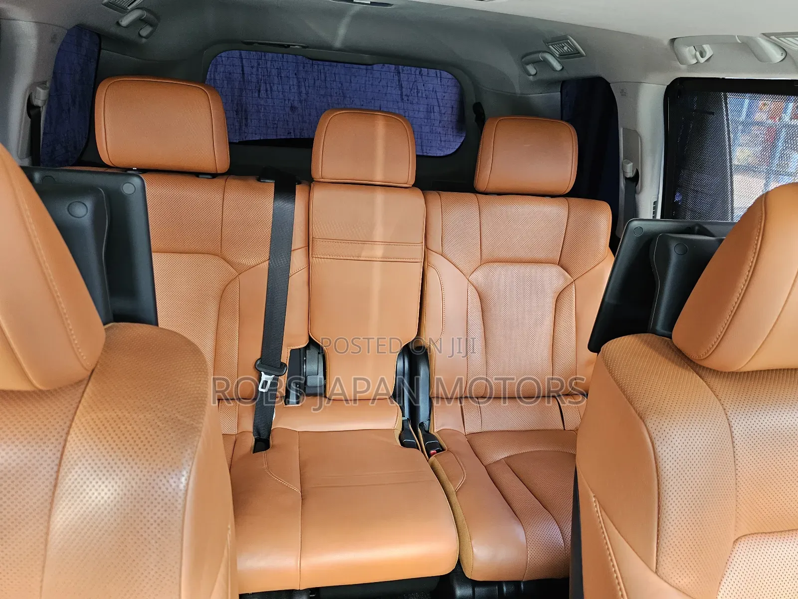 Lexus LX 570 AWD 2018 Gold