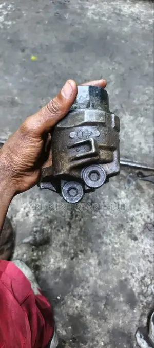 Toyota Premio Oil Filter Housing