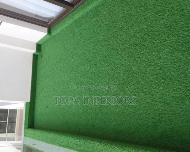 20mm Grass Height Artificial Green Balcony Grass Carpets - main view