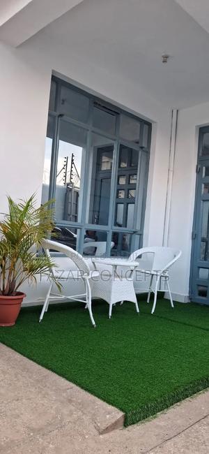 Front Porch Artificial Grass - main view