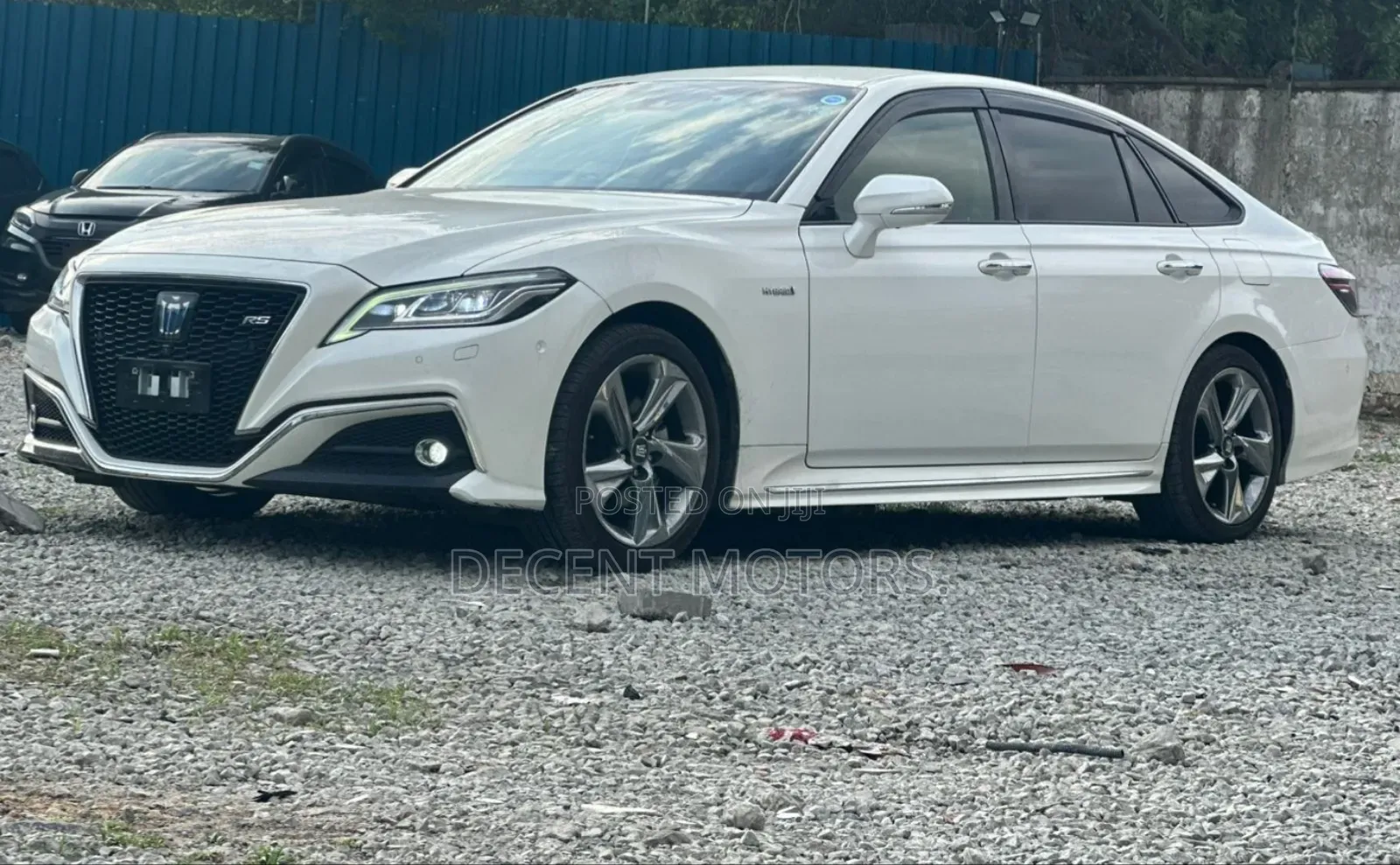 Toyota Crown 2019 White