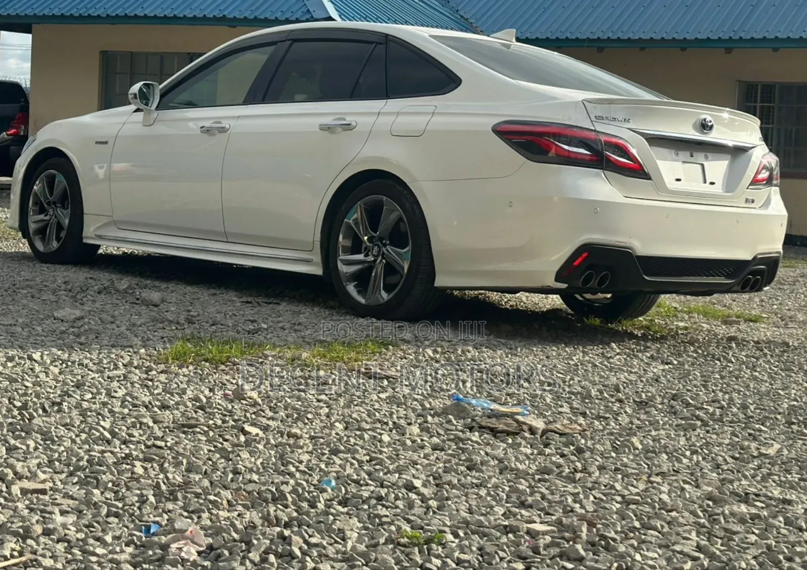 Toyota Crown 2019 White