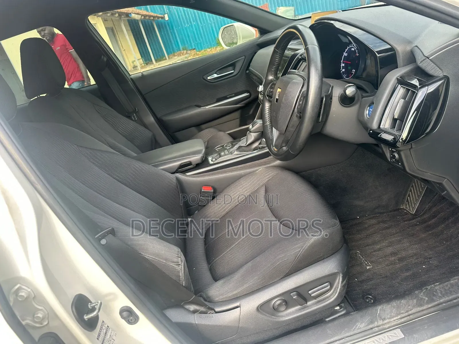 Toyota Crown 2019 White