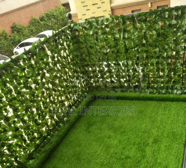 Green Balcony Artificial Leafy Balcony Privacy Fence for Dust Trap