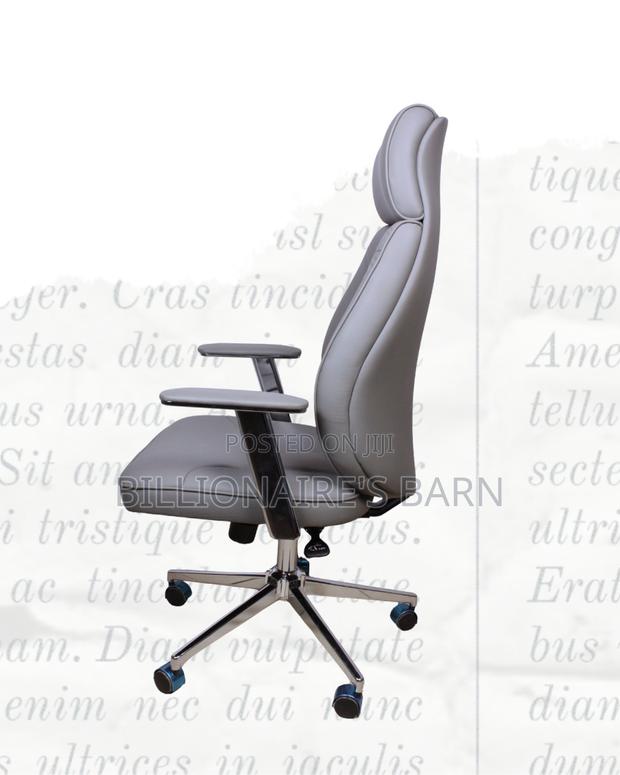 Grey Executive Leather Office Chair | Orthopedic Adjustable Height - thumbnail 2