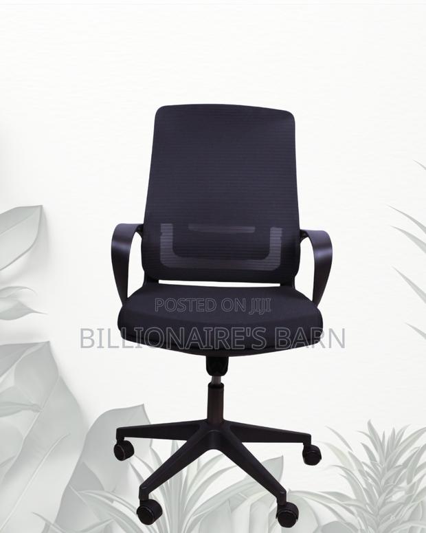 Pro-Grade Black Ergonomic Mesh Office Chair | Tilt Lock Mechanism - thumbnail 2