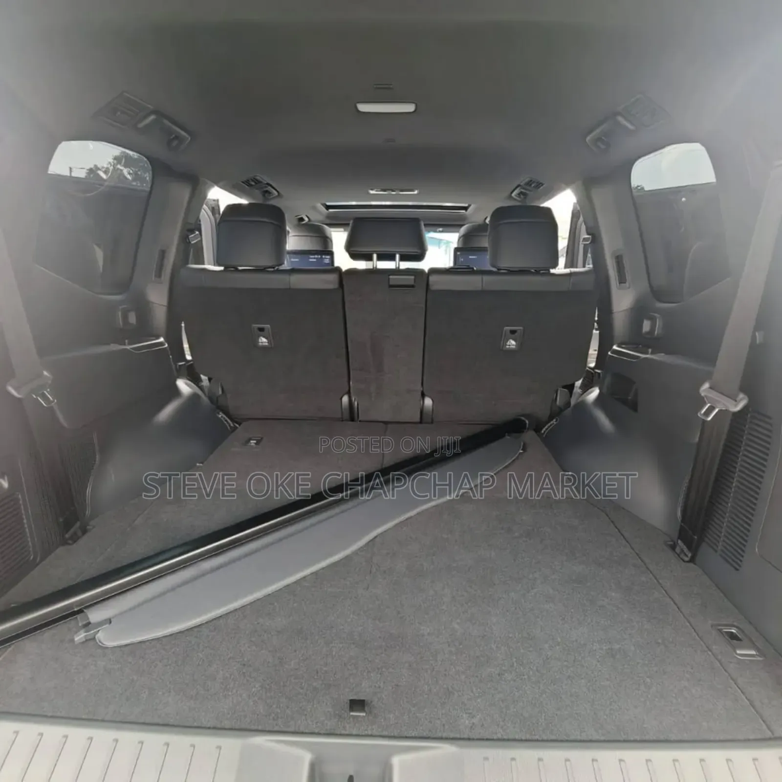 Toyota Land Cruiser LC300 2023 Silver