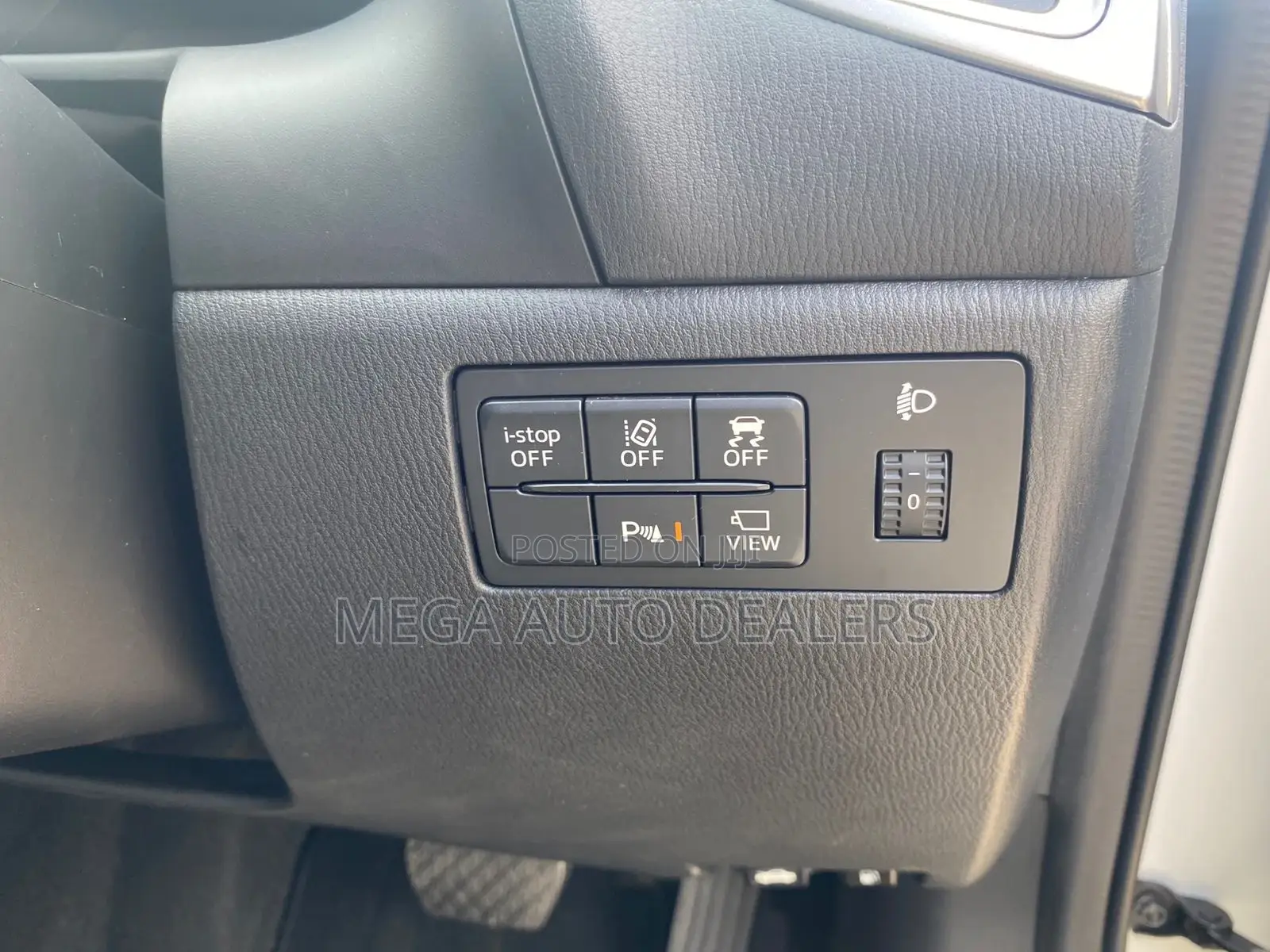 Mazda Axela 2018 White