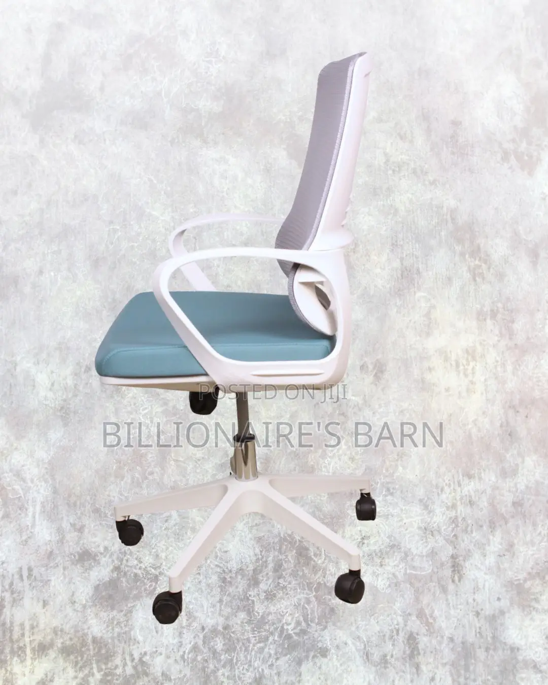 White Ergonomic Mesh Office Chair — Tilt Lock Mechanism #196